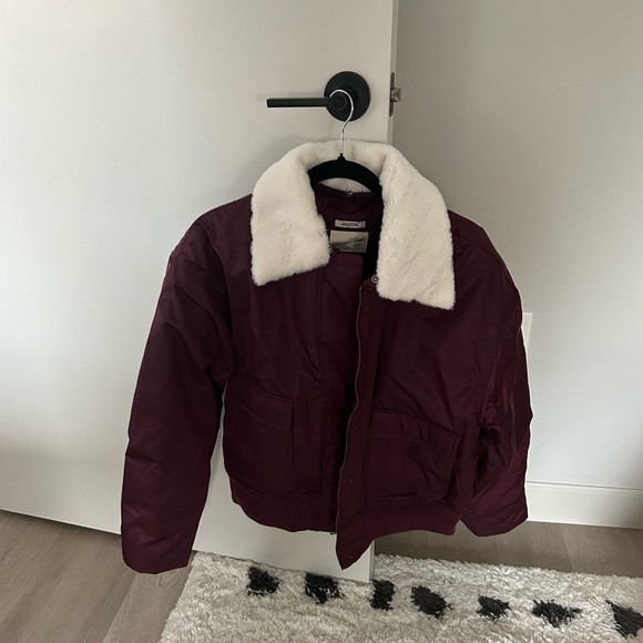 Universal Threads Jacket - Picture 4 of 4